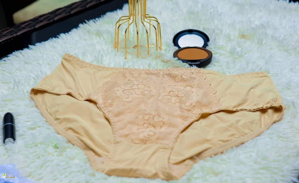 Slip PLUS SIZE BEIGE C