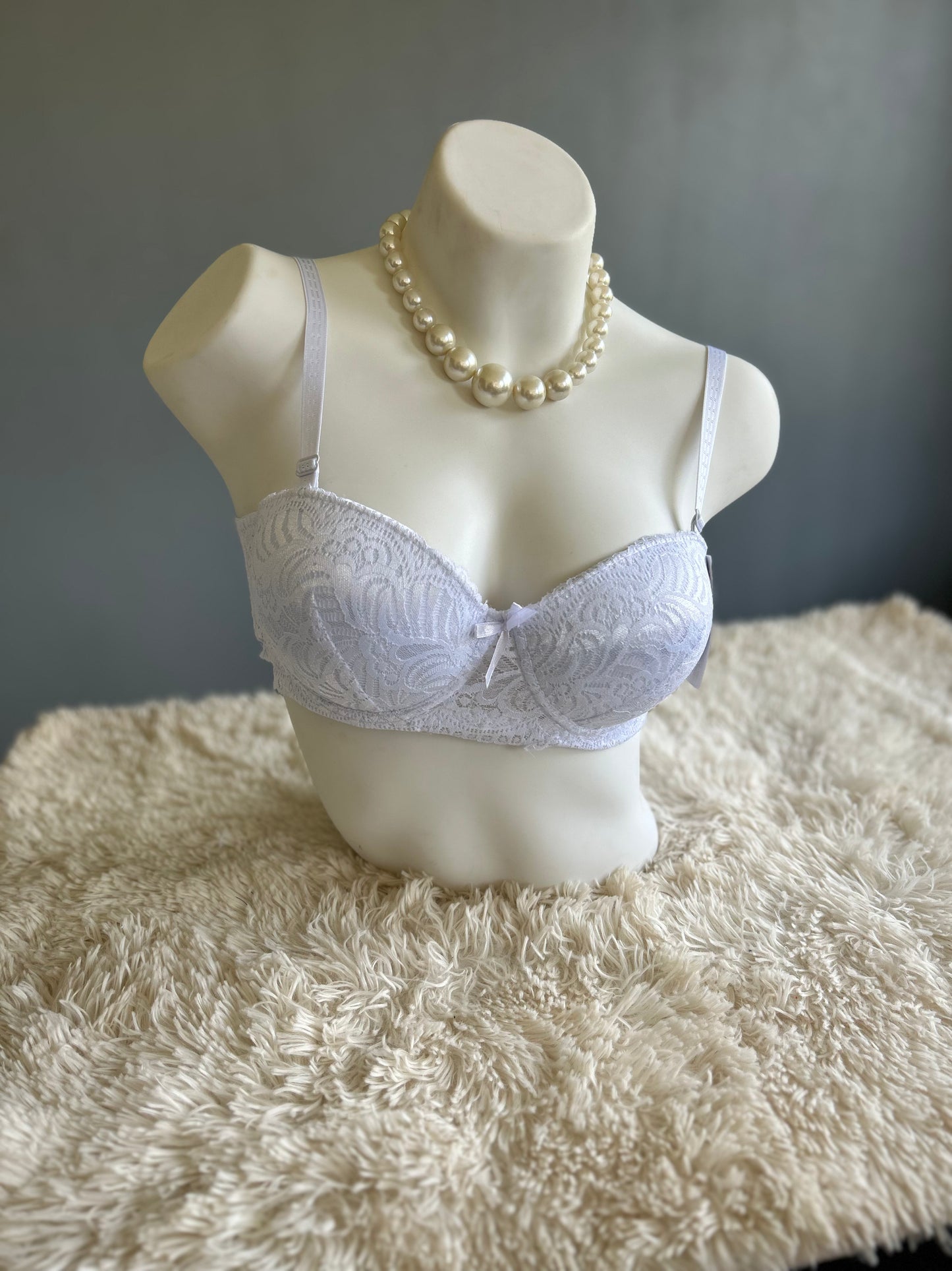 SOUTIEN-GORGE BALCONNET COQUE EN DENTELLE BLANC ELEGANT