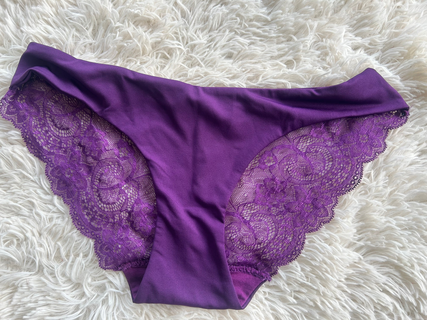 SLIP PETITE TAILLE MAUVE