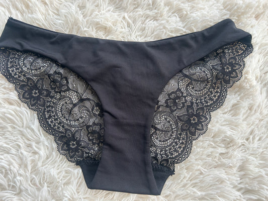 SLIP PETITE TAILLE NOIR